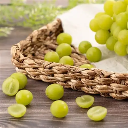 【訳あり】シャインマスカット 2Kg【配送不可地域：離島】【1631232】