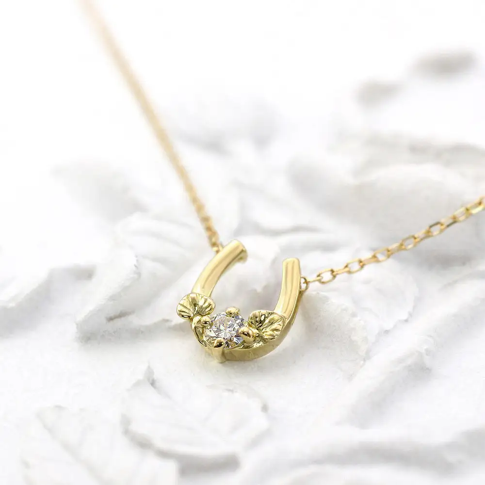 【心葉/京都kokoroba kyoto】K18 天然ダイヤモンド 葵×馬蹄ネックレス