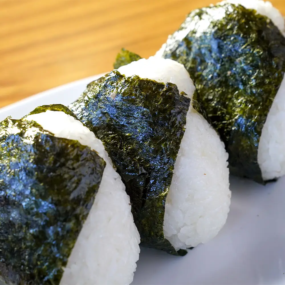 令和7年産 特別栽培米コシヒカリ  5kg×６回 計30kg 【先行予約】【6か月定期便】 雪蔵銀ぴか米  【07208-0688】