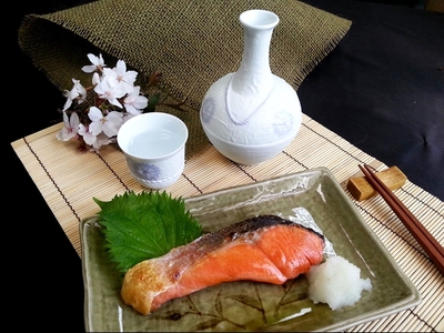 《天然塩 紅鮭切身》2尾分 (3800gから4000g) 昔ながらのシンプル製法／塩だけで製造 [1146]
