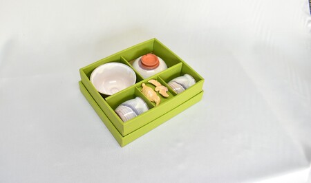 萩焼 萩むらさき福の器揃い(ご飯茶碗・湯呑・鶴亀箸置きセット)