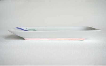 有田焼 波うさぎ長角皿 【香蘭社】 赤絵 染付 シリーズ 手描き 主菜 普段使い お皿 プレート 食器 A29-10