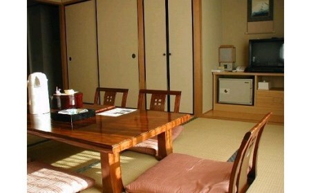 T4　伊沢の里【グレードアップ会席プラン1泊2食】2名様分（全日）【 ペア 会席 食事 ディナー 食事券 チケット 宿泊 宿泊券 入浴 露天風呂 糀風呂 サウナ ジェットバス 贈り物 プレゼント ギフト 】
