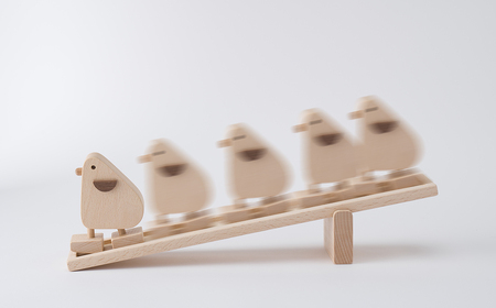 AH4　木のおもちゃ「スロープウォーカー鳥さん・ヒヨコ・ヒコーキ」【 木製 おもちゃ 玩具 ひよこ 飛行機 無垢 安全 手作り ハンドメイド 贈り物 プレゼント お祝い 出産祝い 誕生日 】