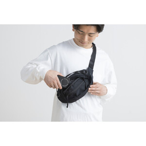 薄型モバイルバッテリー5000mAh　TW-A05020-B　ブラック