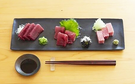 天然本鮪 大トロ 中トロ 赤身 セット（各約200g） / 高知 魚介 海鮮 鮮魚 魚 マグロ まぐろ 鮪 本鮪 新鮮 天然 刺身 寿司 セット 【株式会社Dorago】[ATAM055]