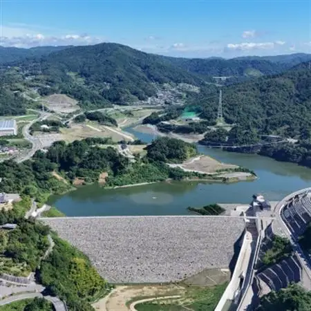 【GRAVITATE OSAKA】入園・吊り橋通行券＆飲食クーポン券(2名様分)【1652504】