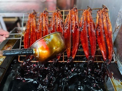 【ふるなびWEEK対象】[特大] 国産 関西風地焼き うなぎ【蒲焼】1尾 180g以上｜ うなぎ 鰻 蒲焼き 冷凍鰻 活鰻 うな重 お取り寄せ 高級 うなぎの日 ウナギ unagi ※離島への配送不可