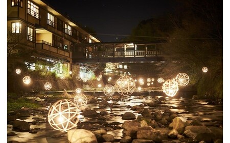 【黒川温泉で利用可能】 黒川温泉ふるさと宿泊補助券 10,000円分（10,000円券×1枚） 宿泊補助券 南小国町 黒川温泉 旅行券 宿泊券 チケット 商品券 ギフト 贈答用 温泉 温泉地 食事 日帰り 日帰り旅 熊本旅行 九州旅行 黒川温泉観光旅館協同組合 熊本 阿蘇 送料無料