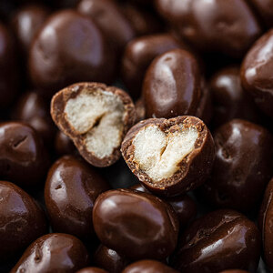 麦チョコ 750g 250gx3袋 4月～10月発送 チョコレート チョコ スイーツ お菓子 おかし  麦 ミルクチョコ  ギフト プレゼント 兵庫県 伊丹市