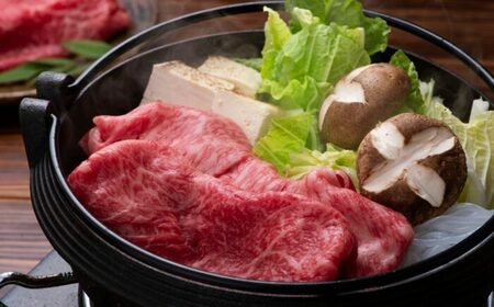 A4-A5 土佐黒牛 霜降り すき焼き用スライス 約300g / 国産 ロース ウデ モモ 牛肉 すきやき ブランド牛 A4 A5 高知 【株式会社　羽根】[ATCK017]