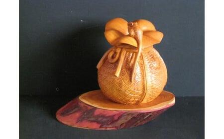 【数量限定】飛騨一位一刀彫 巾着に福ねずみ（小）| 伝統工芸品 いちい イチイ 一位一刀彫 一位一刀 一刀彫 工芸品 縁起物 品 置物 木彫り 飛騨高山 吉野彫刻所 MC015