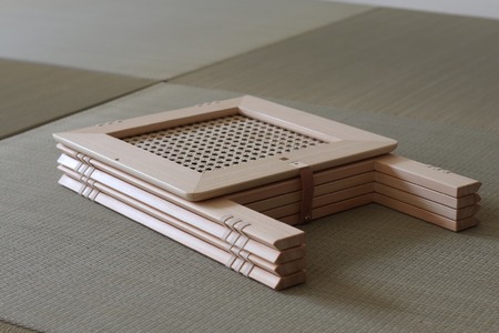 木製折り畳み椅子「patol stool HINOKI」(1脚) 家具 インテリア スツール イス 木 折りたたみ 和風 おしゃれ 人気 伝統 技法 受賞 【uj-CY007】【平山日用品店】