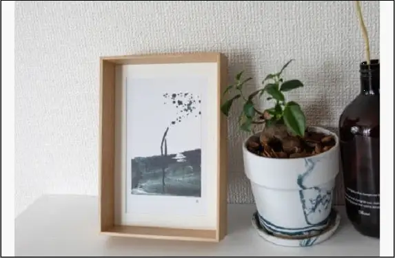 福岡市ゆかりの墨象作品《志》複製品（ポストカードサイズ・額装付き）／「アートのある暮らし」シリーズ「静かなる強さの系譜」より