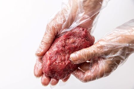 肉の旨み際立つ！信州アルプス牛100％　ステーキハンバーグ　4個入り 合計480g(120g×4個　ヤンニョム入り和風ソース付き)