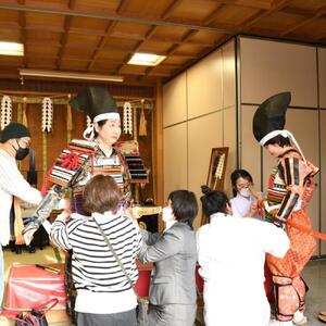 【標準プラン】太鼓でお出迎え！鎧に着替えて、村上海賊ゆかりの因島最古の神社で鎧武者等祈願体験 （約2時間のコース）大人（13歳～）2名