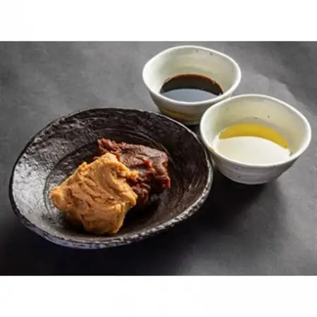 A5近江牛 カルビ 焼肉用 800g(400g×2P)【配送不可地域：離島】【1481461】