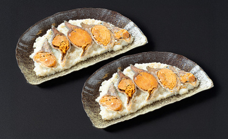 【B-906】総本家喜多品老舗　四〇〇年鮒寿し 飯漬　スライスパック 150g×2【高島屋選定品】