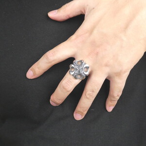 Gothic cross ring