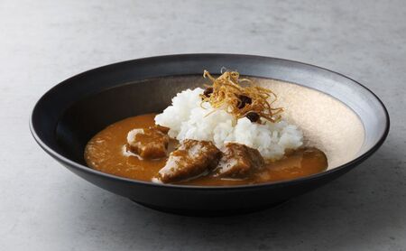 カレー Grand Chef AKIO KAMATA THE BEEF CURRY5食セット 東京ドームホテル 素材の旨み スパイス スパイシー 奥深い味 香り まろやか 本格派 文京区 東京都