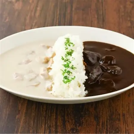 【白いカレー＆知多牛使用カレー　2種食べ比べ】ホワイティースカレー＆ブラックカレー知多牛　計6個【1682209】
