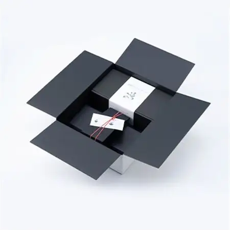 薔薇のシフォンケーキ3個+ローズペタルティー　薔薇が好きな方へ薔薇薔薇セット【配送不可地域：離島】【1051936】