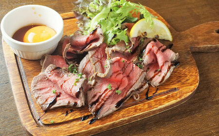 【全12回定期便】その旨味、最上級！「しまね和牛肉」で作った 和風ローストビーフ 約1.8kg 【高級 焼肉勇花理(ゆうかり)】 島根県松江市/有限会社おき精肉店[ALFT025]
