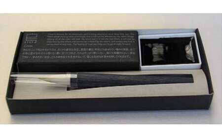 熊野絵筆 IRODORI 烏【筆 絵筆 熊野筆 伝統工芸 職人技 手作り 高級筆 日本製 画材 絵画 作品制作 贈り物 ギフト プレゼント 贈答用】 14-18