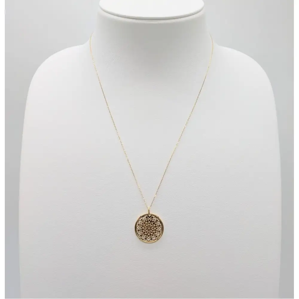 【18金イエローゴールドネックレス 二つ菊ペンダントトップ グリームカット長小豆0.25φ 45cm】｜ネックレス 富山市 山森製鎖 ジュエリー アクセサリー