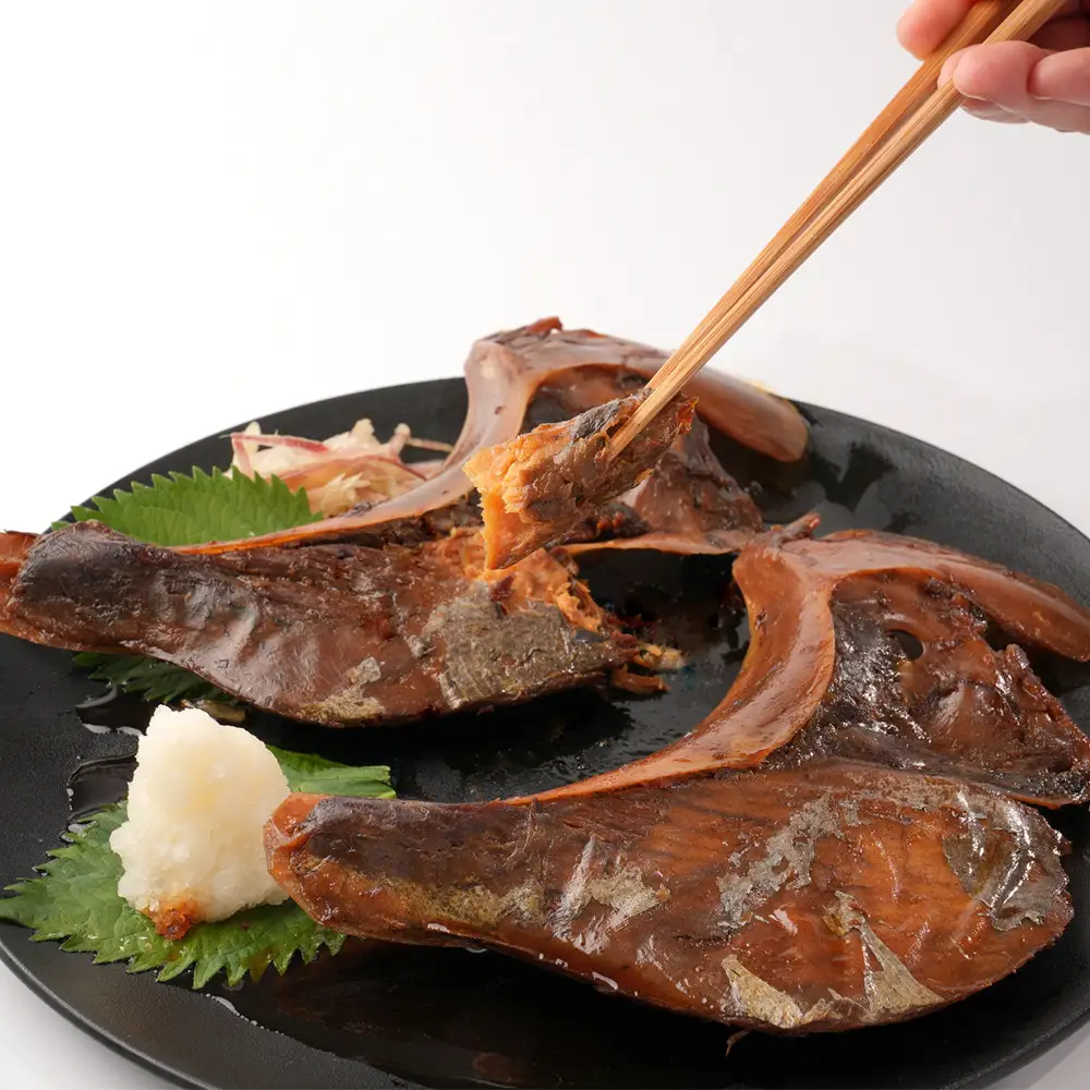 まぐろ煮カマ 1袋（2切）／ まぐろとろ煮 180g ／ まぐろチャーシュー 170g