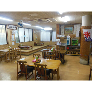 【ふるさと納税】軟骨入りスープ２食セット ～「沖縄・浜屋そば」よりお届け！～ ｜人気 沖縄そば ソーキ  沖縄 おきなわ 食堂 そば そーき ソーキ 三枚肉 肉 沖縄そば おきなわそば おすすめ 人気  家族 ファミリー 汁 スープ