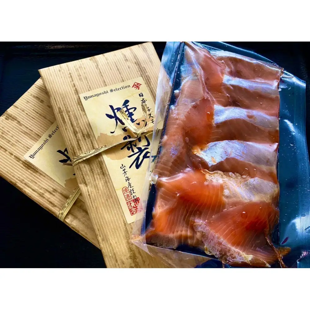 ＜水産加工大賞受賞＞燻製・づけ丼・昆布じめ丼の素詰合せ(燻製×2本・づけ丼×1本・昆布じめ丼×1本・計4本×6回お届け)
