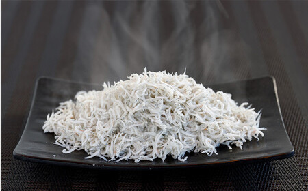 釜あげしらす食堂セット （約100g×5パック） タレ付き しらす シラス 釜あげしらす 釜あげシラス 釜揚げ しらす丼 シラス丼 丼 魚 魚介類 魚介 海鮮 愛媛県 冷凍【えひめの町（超）推し！（伊方町）】（839-1）