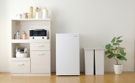 冷蔵庫 93L IRJD-9B-W ホワイト 冷蔵庫 小型 93L アイリスオーヤマ 一人暮らし ひとり暮らし 1ドア おしゃれ ミニ冷蔵庫 小型冷蔵庫 単身 寮 コンパクト 温度調節 7段階 右開き 省エネ