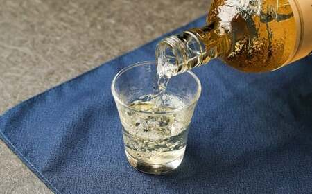 25度 銀座のすずめ （琥珀・白麹） 2種 飲み比べ セット 各720ml×3本 計6本 焼酎 麦焼酎 大分麦焼酎 お酒 アルコール 瓶 大分県産 大分県 九重町