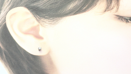 ダイヤモンド スタッド ピアス 合計 0.10ct（ハート＆キューピッドカット）[AH117sa]