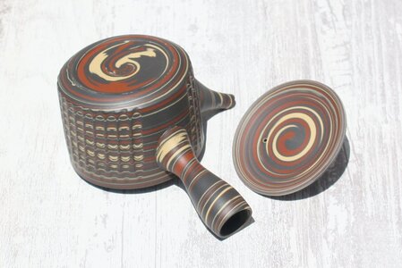 常滑焼　陶仙窯　練込切立型急須　セラメッシュ（陶製茶こし）| 常滑焼 急須 シンプルデザイン おしゃれ 焼き物 特産品 贈り物 プレゼント とこ販 茶器 和食器 陶器 陶磁器 ティーポット キッチン用品 キッチン雑貨 日本製 食器 紅茶 日本茶 愛知県 常滑市