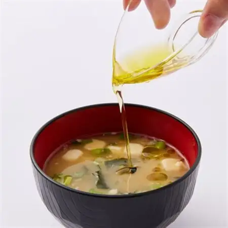 ≪110g×1本≫　国産えごま油「搾りたて」一番搾りのエクストラバージンオイル　大阪産(もん)認定品【1696292】