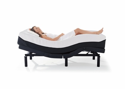 a37-009　ホテルnanvan 宿泊券 テンピュールZero-Gシングル+選べる夕食券1枚