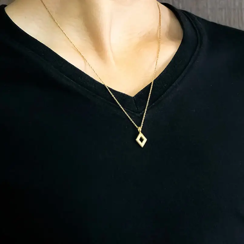 純金 24金 ペンダントトップ レディース 菱形 ダイヤモンド ネックレス ひし形 金 ゴールド 24k ミル打ち お守り シンプル 人気 ジュエリー251001203dk24 SWAA358
