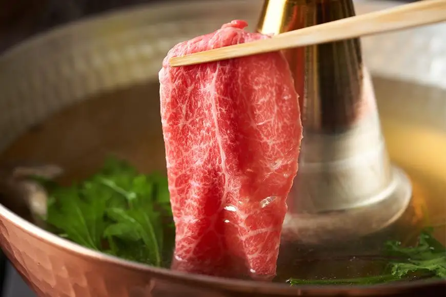 山梨県産富士山黒牛 肩ロースしゃぶしゃぶ用 550ｇ