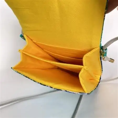 《munimuni》African mini shoulder bag ※色柄はおまかせ【1618039】