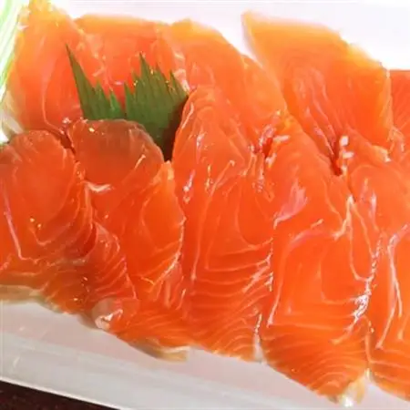名水で育まれた 『甲斐サーモン』お刺身サーモン冷凍便 500g (7～8人前)【配送不可地域：離島】【1225949】