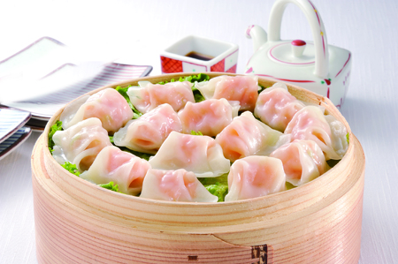 米久 餃子 えび入り ひとくち 餃子 1kg 