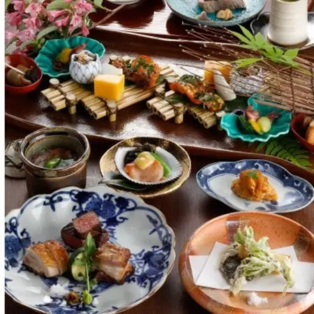 狗賓大山宿泊ご優待券(15000円分)【1693147】