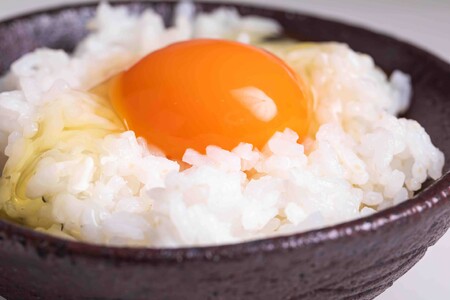 【4ヵ月定期便】信州産純国産鶏「おうはん」のたまご　30個入り