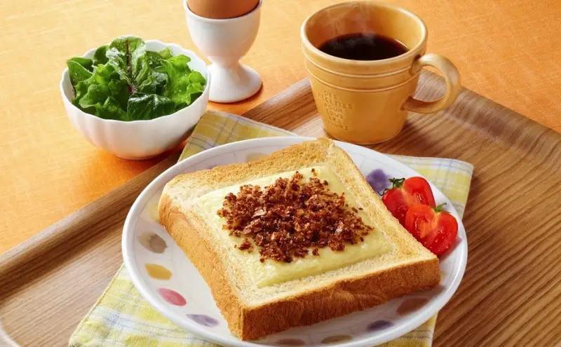 甘旨(あまうま)おかかふりかけ(40g×8袋)  化学調味料無添加 枕崎産かつお節使用 井口食品 いのくち 【福岡市内製造】 ご飯 弁当 常温