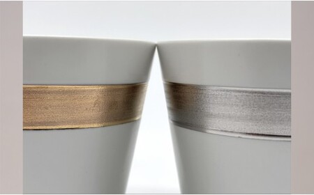 有田焼 輝くシリーズ スタイリッシュ！ フリーカップ ペアセット ゴールド&プラチナ【上福窯】食器 器 うつわ 和モダン カップ コップ 2個 セット ペア 40000円 A40-425