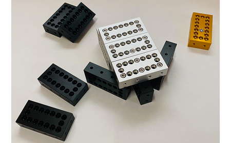 町工場職人がつくるアルミ製ブロック【ペンギンモデル組立てセット】