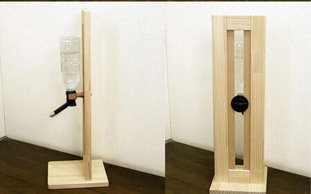 ハンドメイド パイン材 犬・猫兼用 水飲みスタンド シンプルタイプ 高さ調節可能 ペット用品 木製 パイン 手作り